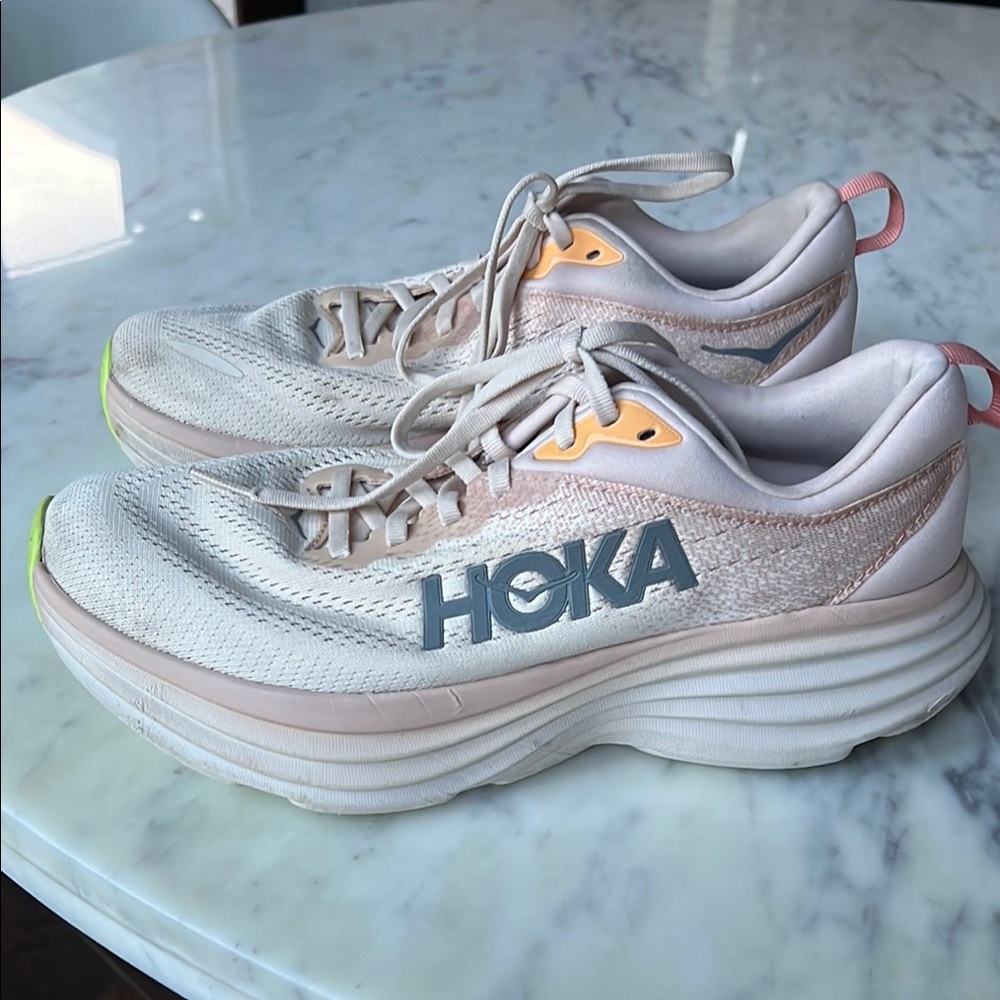 Hoka One - Bondi 8 (Women’s)